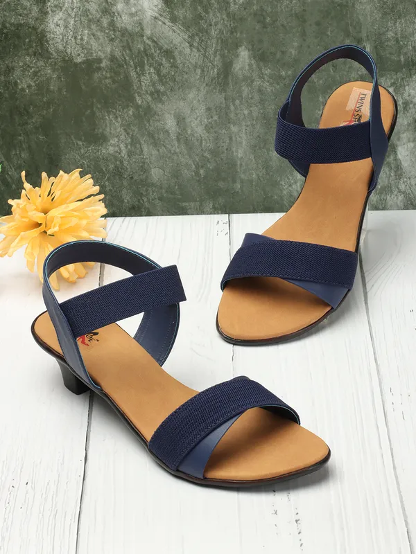 Casual_Comfortable_Heel_Sandals_(Blue)