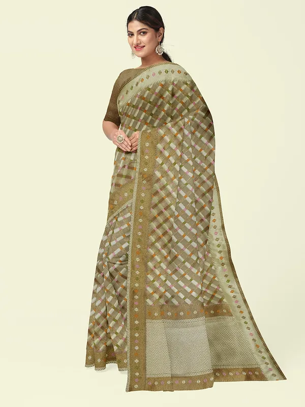Beige_Cotton_Blend_Banarasi_Sarees_For_Women