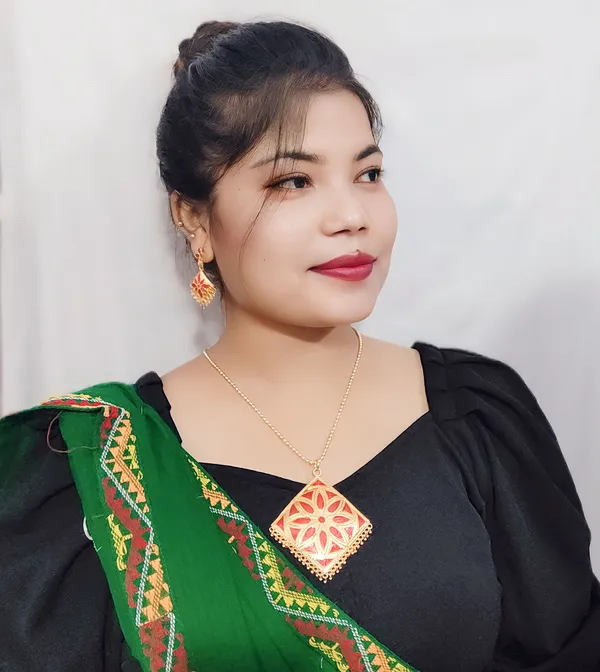 Assamese_Traditional_Red_Colour_Chain_Jewellery_Set_For_Women