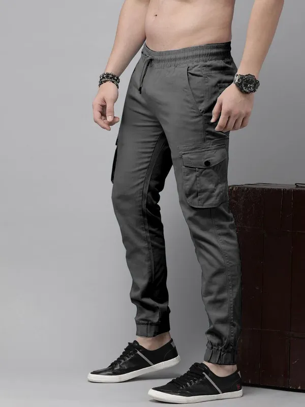 Dark_Grey_Cotton_Blend_Premium_Solid_Cargo_For_Men
