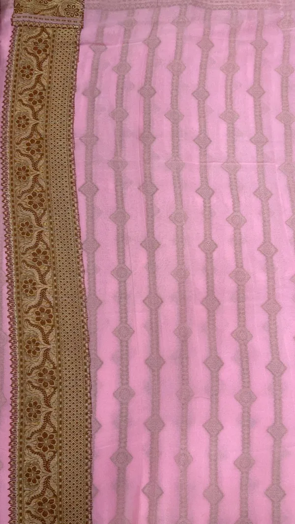 Humairah_Presents_Pure_Handloom_Baby_Pink_Chiffon_Copper_Stripe_Booti_Jaal_with_Resham_Mina_Zari_Border_and_Baby_Pink_Blouse