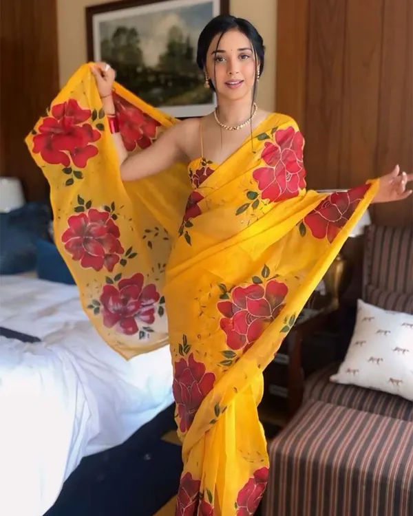 Yellow_Colour_1-Minute_Ready_To_Wear_Georgette_Saree_With_Blouse_Piece