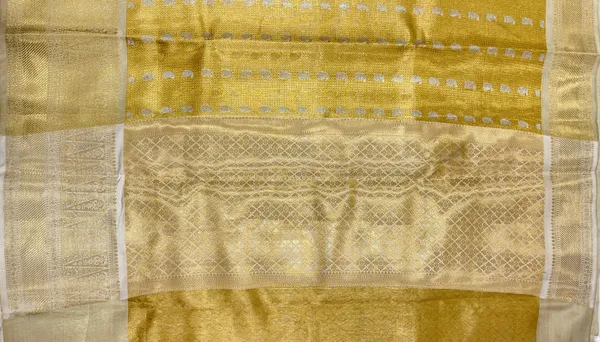 Humairah_Presents_Gold_Tissue_Alfi_Silver_Zari_Booti_with_Contrast_Off_White_Pallu_Saree_with_Off_White_Blouse