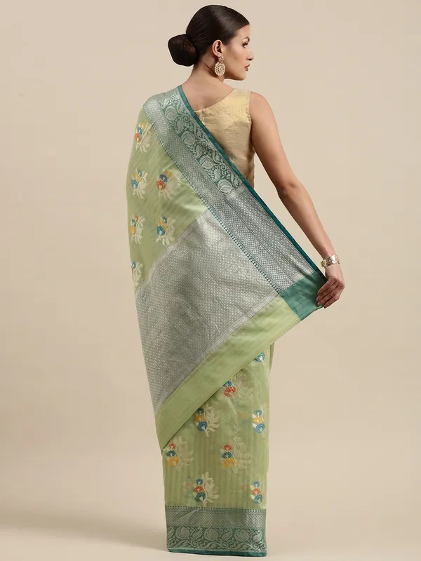 Light_Green_Mulberry_Silk/Silk_Blend_Banarasi_Sarees_For_Women