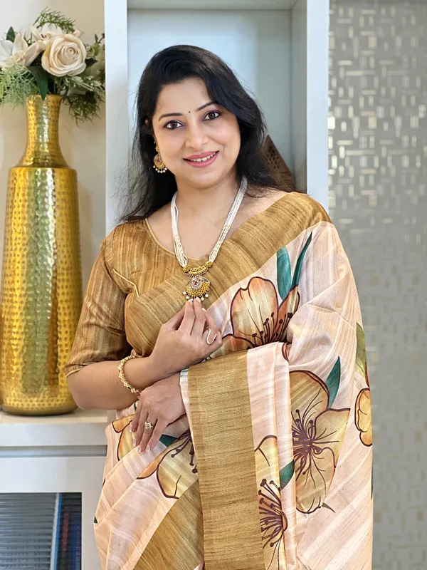Kiran_Yellow_–_Sunbeam_Diwali_Special_|_Soft_Tussar_Silk_Saree_with_Print,_Border_&_Contrast_Print_Blouse_with_Tassels