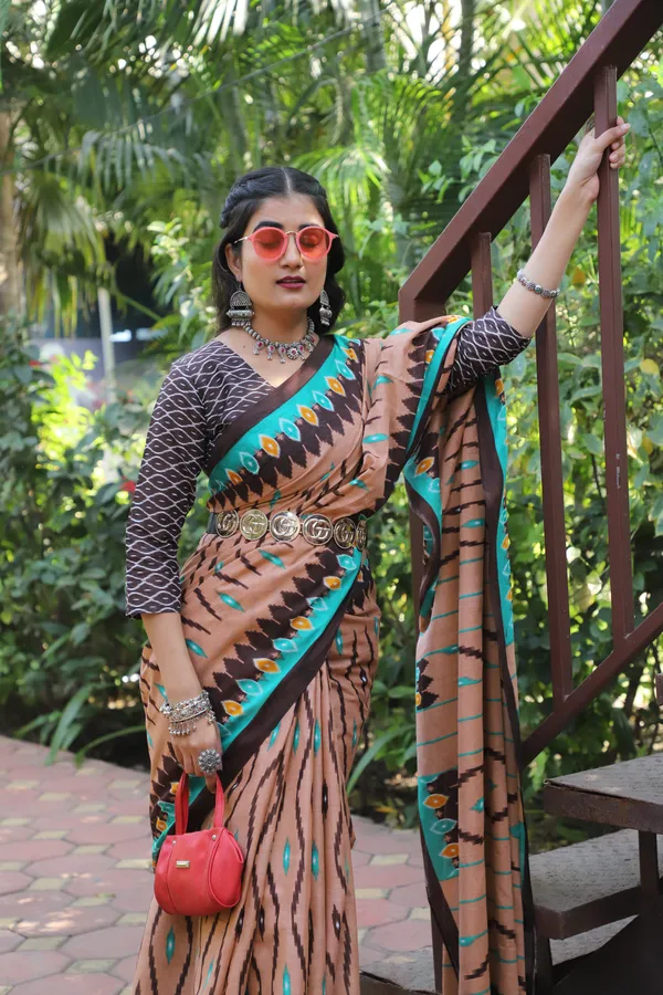 Ikkat_Hand_Block_Print_Print_Pure_Soft_Cotton_saree_With_Blouse_Piece