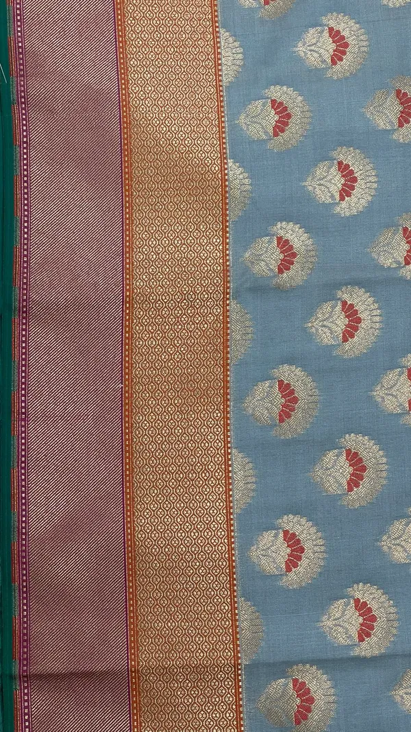 Humairah_Presents_Grey_Katan_Silk_Floral_Zari_Minakari_Booti_with_Banarasi_2D_Zari_Border_and_Floral_Pallu_with_Light_Grey_Blouse