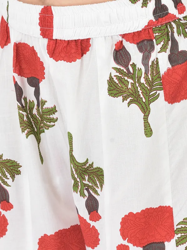Red_Cotton_Solid_Kurta_With_Printed_Flair_Palazzo_Bottom_Set