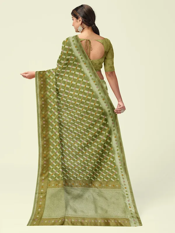Green_Cotton_Blend_Banarasi_Sarees_For_Women