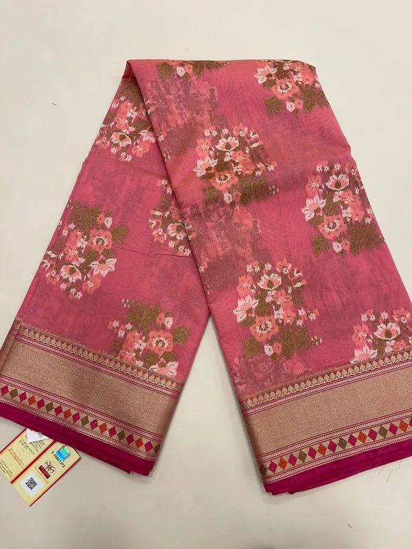 Humairah_Pure_Handwoven_Peach_Cotton_Floral_Zari_Boota_Banarasi_Zari_border_and_Peach_Plain_Blouse