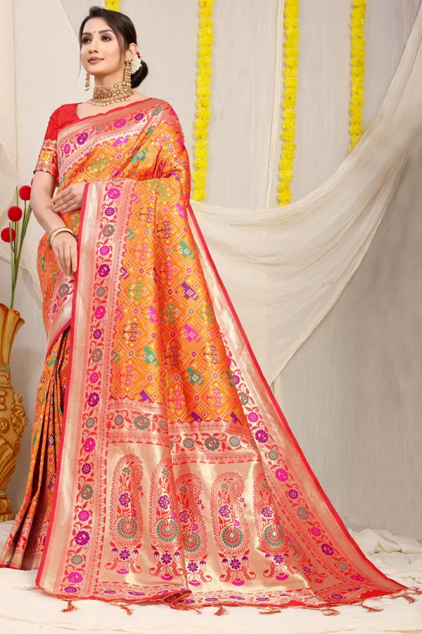 https://d1311wbk6unapo.cloudfront.net/NushopCatalogue/tr:f-webp,w-600,fo-auto/dWkfyjPa_8ZH2QJGRGO_2023-01-17_1.jpg__Royal Rajgharana Sarees