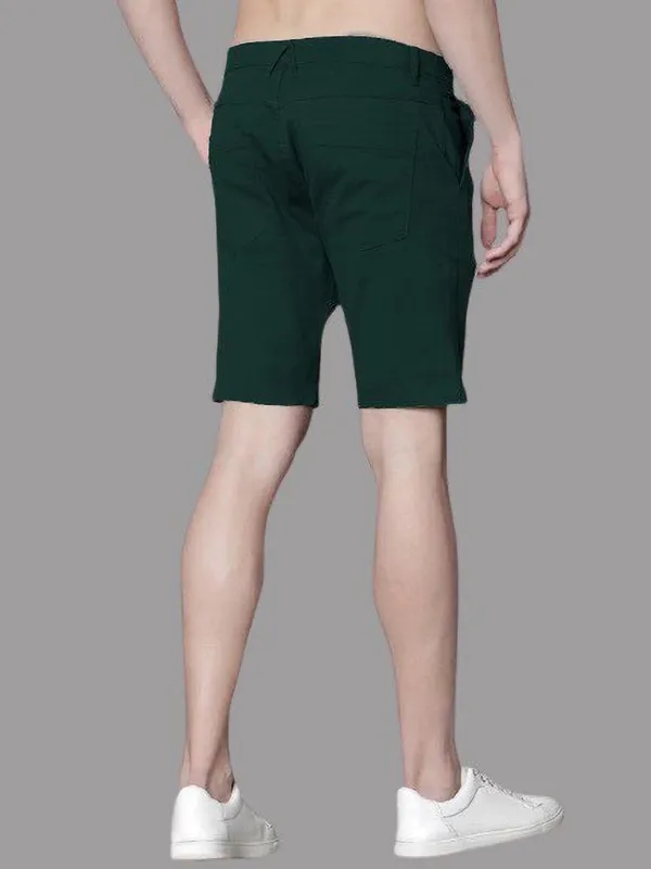 Dark_Green_Cotton_Blend_Premium_Solid_Chino_Shorts_For_Men