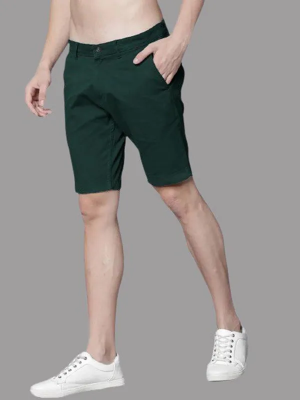 Dark_Green_Cotton_Blend_Premium_Solid_Chino_Shorts_For_Men