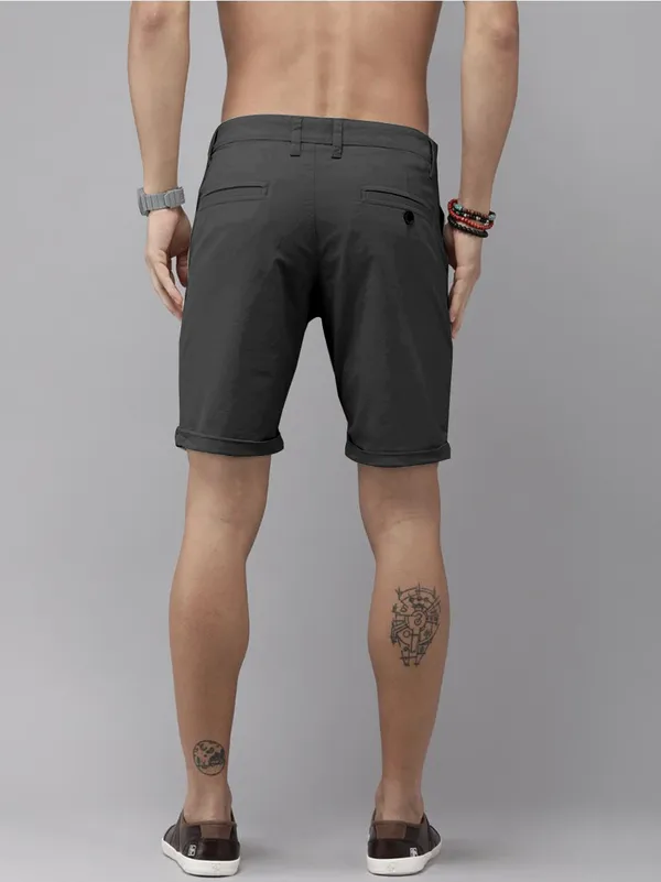 Dark_Grey_Cotton_Blend_Premium_Solid_Chino_Shorts_For_Men