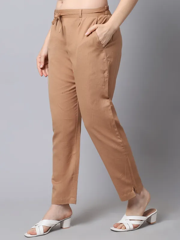 Beige_Pleat-front_Cigrette_Pants