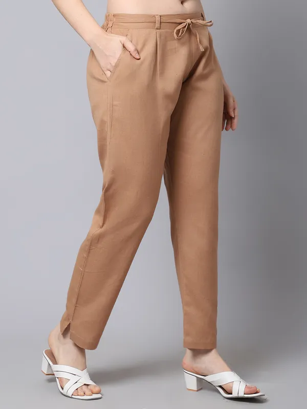 Beige_Pleat-front_Cigrette_Pants