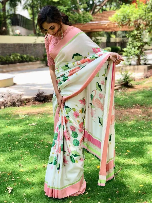 Cream_Colour_Linen_Saree_(With_Unstitched_Blouse_Piece)_(For_Women)