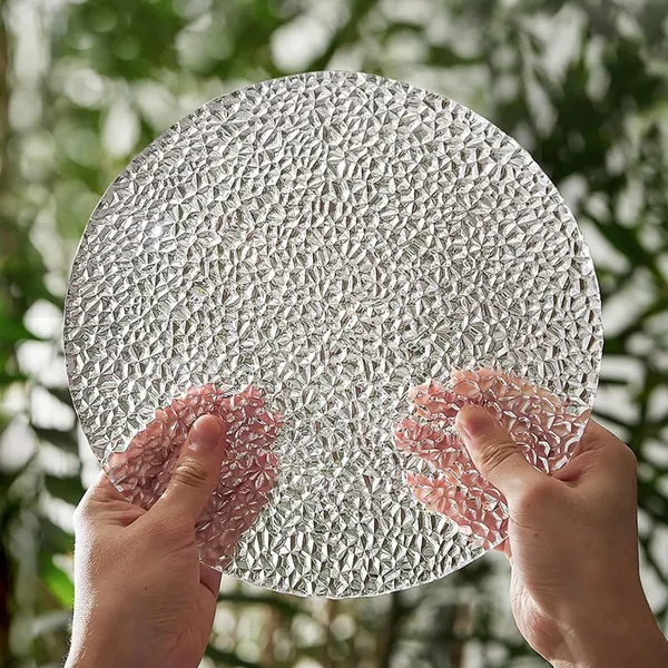 8_inch_Flower_Glass_Plate_Decorative_Crystal_Clear_Glass_Plate-_Dry_Fruits_Sweets_Chocolate_Snack_Plate_for_Dining,Catering_Event,_Dinner_Parties,Wedding_Dinner_Plate_Set_of_2