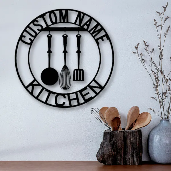 Custom_Name_Kitchen_Round_Wood_Wall_Art
