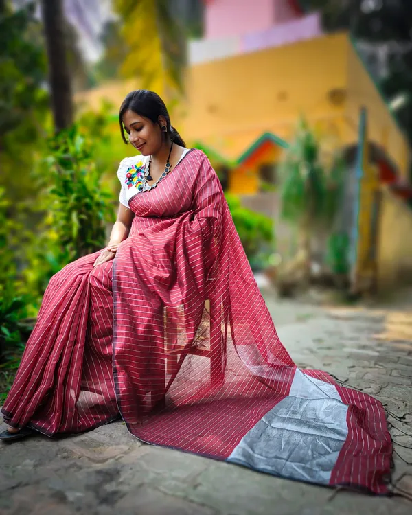 Maroon_Cotton_Silk_Semi_Maheshwari_Zari_Weaving_Handloom_Saree