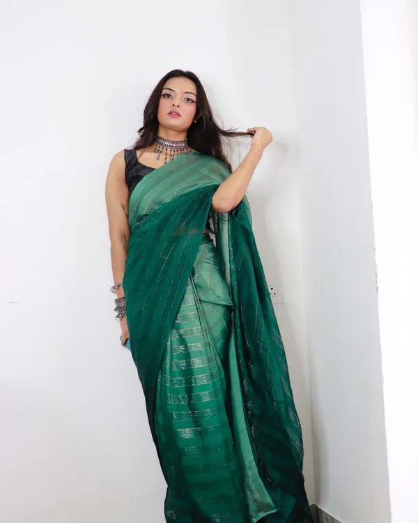 Bottle_Green_Color_1-Minute_Ready_To_Wear_Georgette_Saree_With_Blouse_Piece