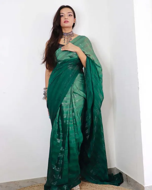 Bottle_Green_Color_1-Minute_Ready_To_Wear_Georgette_Saree_With_Blouse_Piece