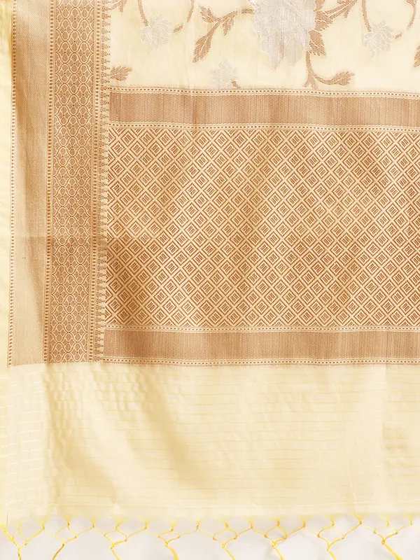 Beige_Masrise_Cotton/Cotton_Banarasi_Sarees_For_Women