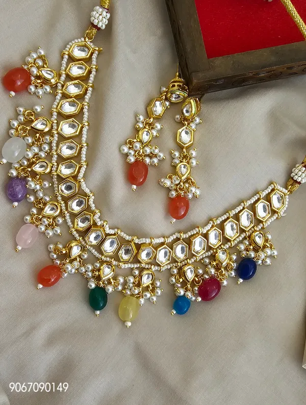 Gold_toned_multi_colour_necklace_set