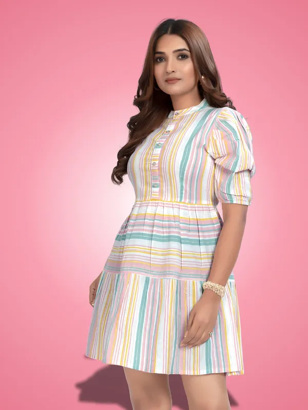 Light_Green_Cotton_Stripe_Pattern_Trendy_Puff_Sleeve_Dresses