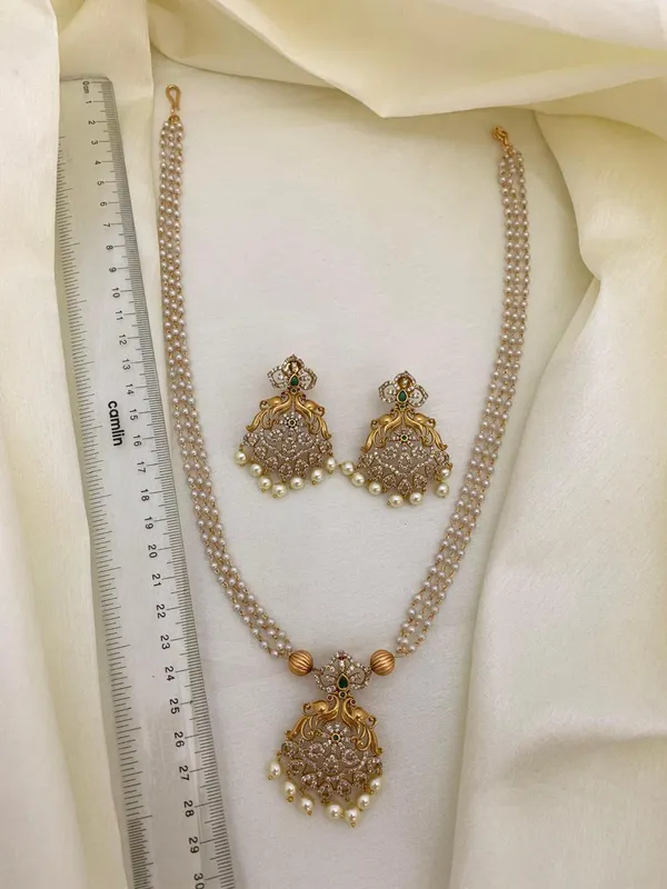 Laya_Antique_Necklace_Set