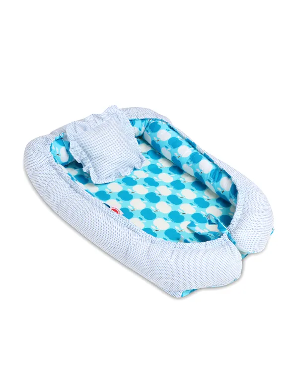 Apple_Print_New_Born_Baby_nest_Bedding_Set_Reversible_0-10_Months_(Blue)