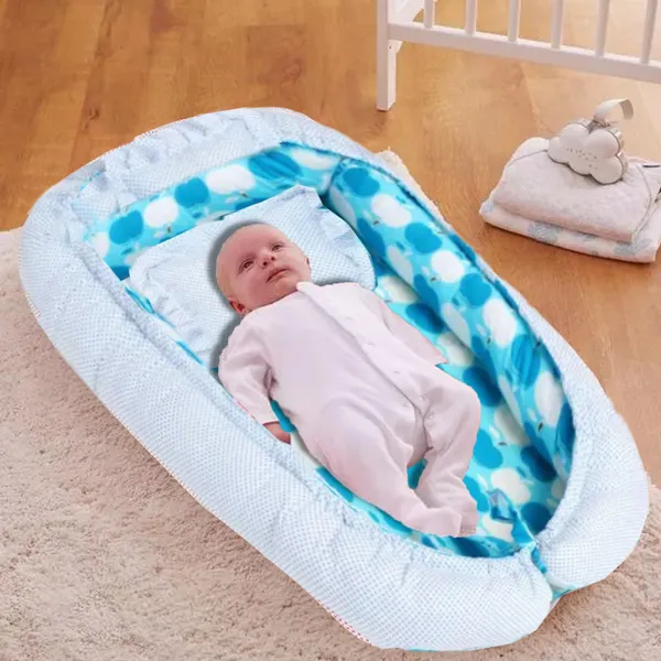 Apple_Print_New_Born_Baby_nest_Bedding_Set_Reversible_0-10_Months_(Blue)
