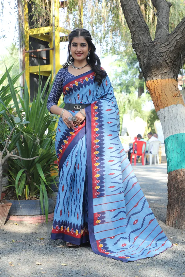 Ikkat_Hand_Block_Print_Print_Pure_Soft_Cotton_saree_With_Blouse_Piece