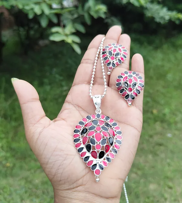 Assamese_Traditional_Red-Black_Colour_Silver-Dugdugi_Jewellery_Set_For_Women