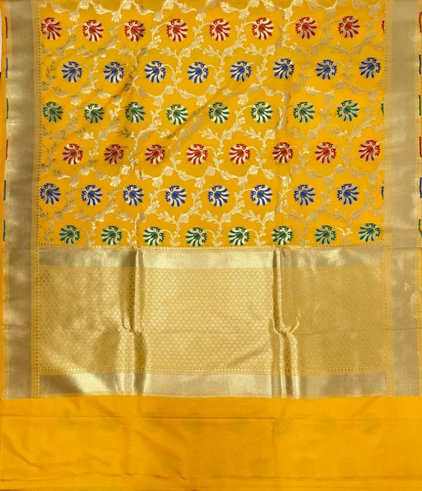 Humairah_Presents_Gold_Katan_Silk_Floral_Minakari_Boota_Golden_Zari_Jaal_with_Banarasi_Zari_Border_and_Gold_Blouse