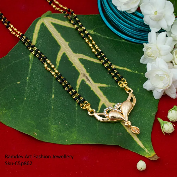 Simple_And_Stylish_Mangalsutra__|_22_K_Gold_Plated