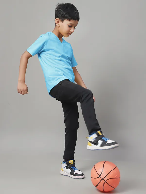 Turquoise_Blue_Cotton_Rib_V-Neck_Short_Sleeves_T-Shirt_For_Kids