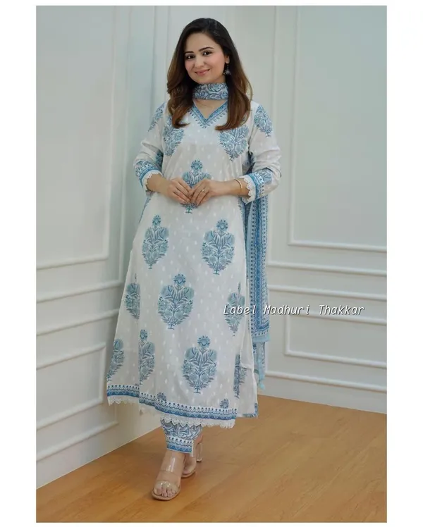 White_Silk_blend_Regular_Cotton_Printed_Kurta_Pant_Dupatta_Set_For_Women(upto_6XL)