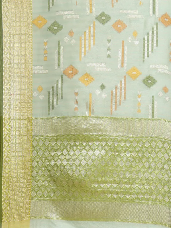 Green_Mulberry_Silk/Silk_Blend_Banarasi_Sarees_For_Women