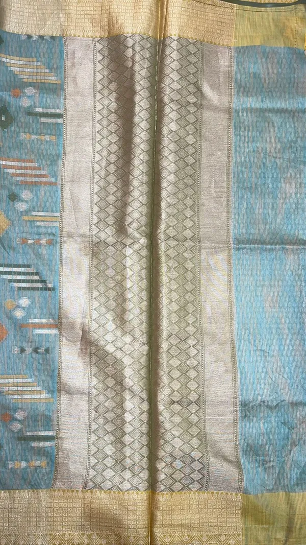Green_Mulberry_Silk/Silk_Blend_Banarasi_Sarees_For_Women