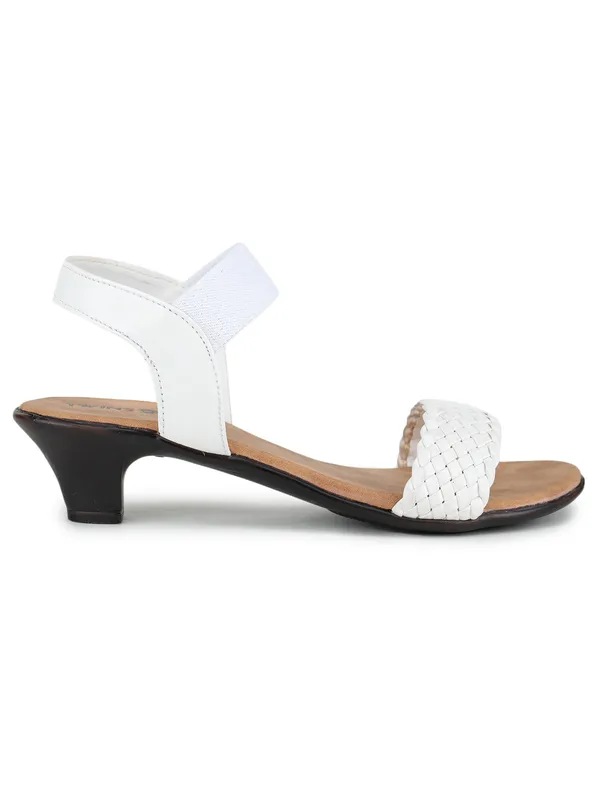 Ethnic_Style_Heel_Sandals_(White)