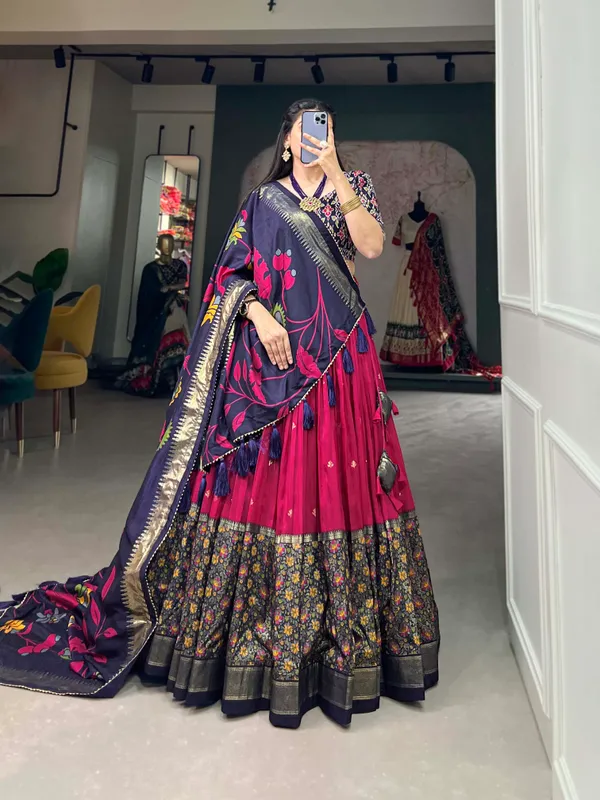 Women_Floral_Woven_Flared_Lehenga_&_Choli_with_Dupatta