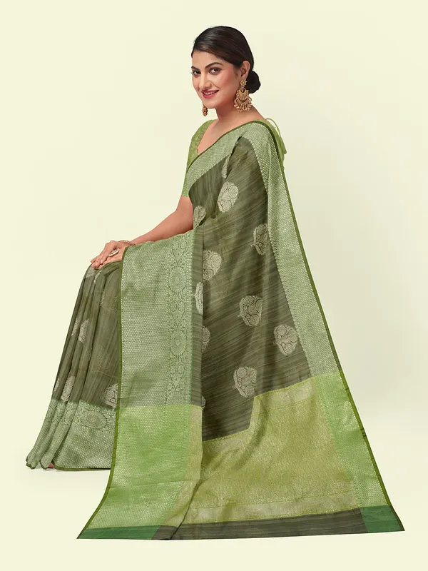 Rust_Green_Matka_Silk/Silk_Blend_Banarasi_Sarees_For_Women
