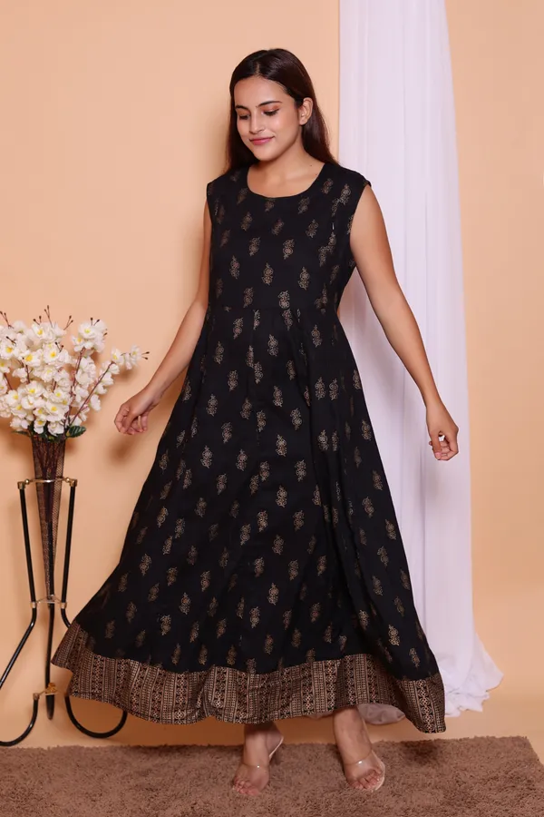 PregyFed_Rayon_Printed_Maternity_Wear_Gown_Having_Conceled_Zip_for_Feeding_with_Jacket