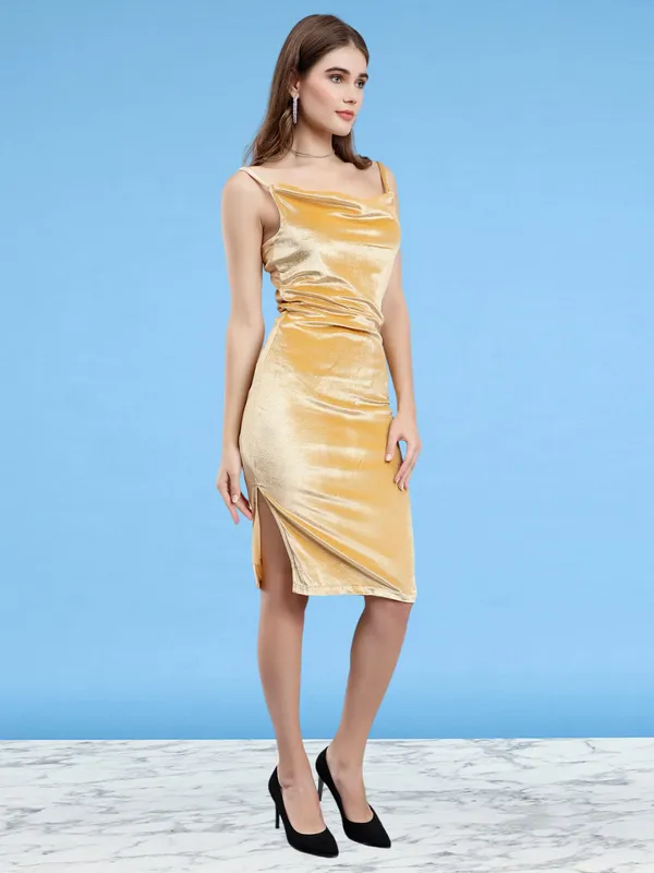 Gold_Western_Dress_For_Women_Velvet_Bodycon_Dress