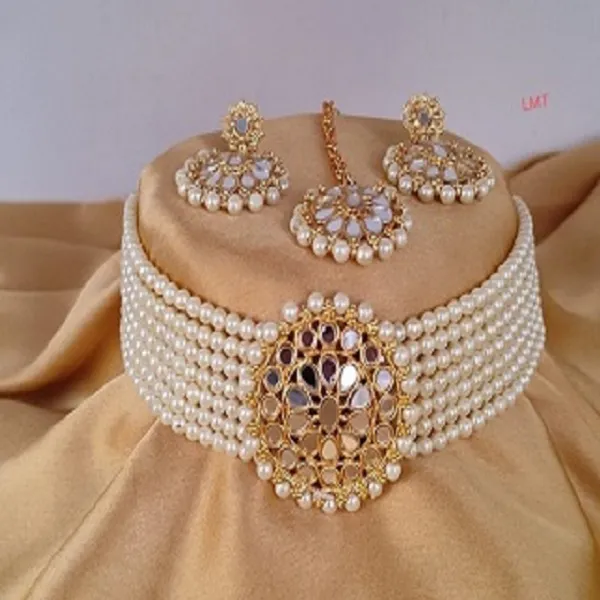 https://d1311wbk6unapo.cloudfront.net/NushopCatalogue/tr:f-webp,w-600,fo-auto/hkaUYyCk_PD4TF4ET27_2022-08-12_1.jpg__Padmawati Bangles   Private Limited