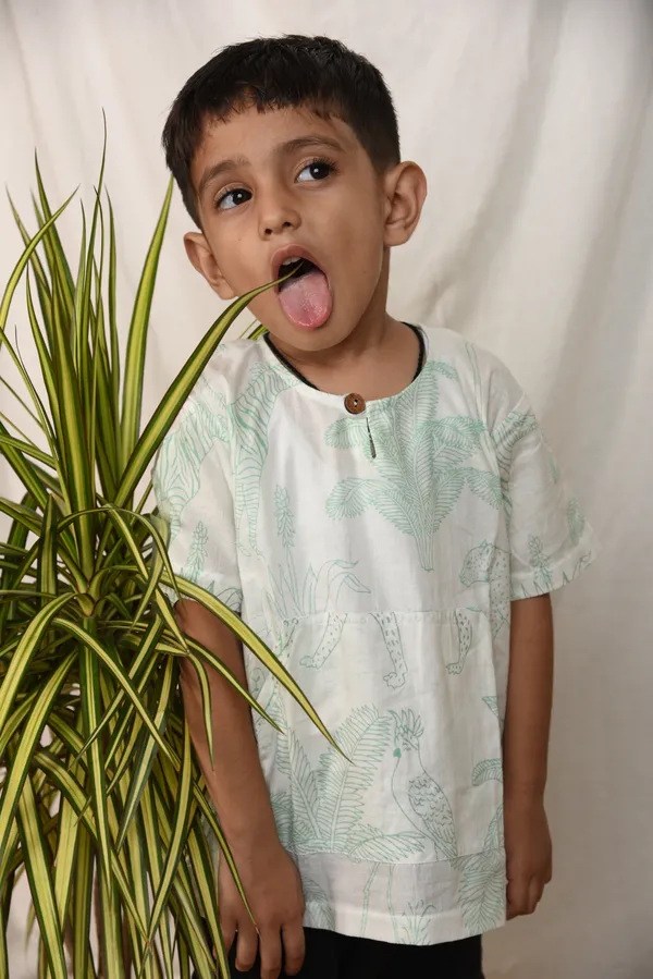 White_Short_Kurta_For_Boys_|_Premium_Cotton
