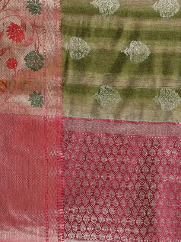Green_Matka_Silk/Silk_Blend_Banarasi_Sarees_For_Women