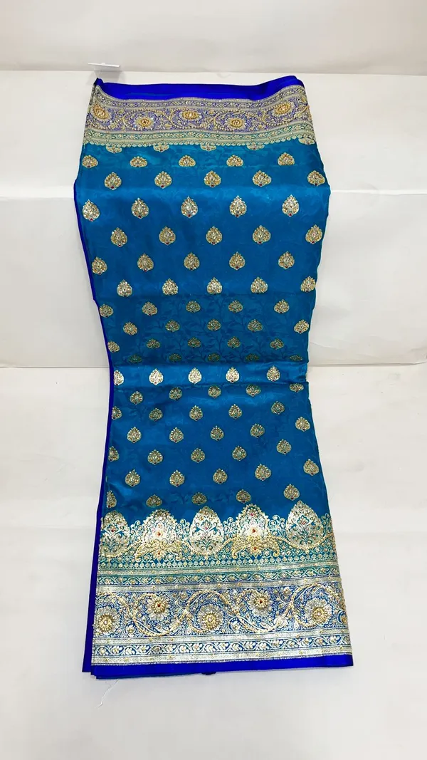 Humairah_Presents_Turqouise_Blue_Stone_Work_Golden_Zari_Booti_Afli_Mina_Jaal_with_Alfi_Boota_Pallu_Zari_Border_and_Blue_Blouse_Banarasi_Saree