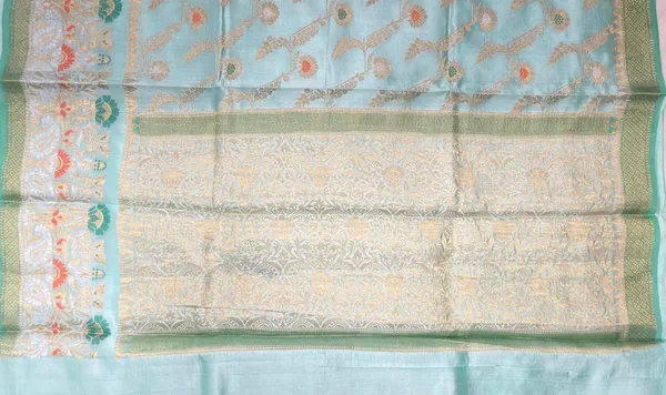 Humairah_Pure_Handloom_Light_Sea_Green_Dupion_Silk_Floral_Mina_Jaal_with_Contrast_Red_Silver_Mina_Golden_Skirt_Border_and_Light_Sea_Green_Blouse